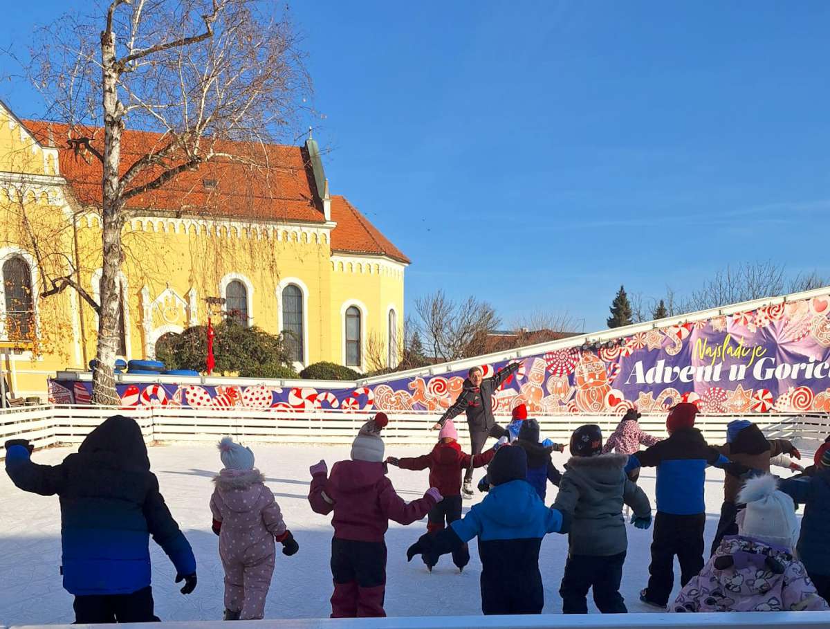 Škola klizanja za djecu